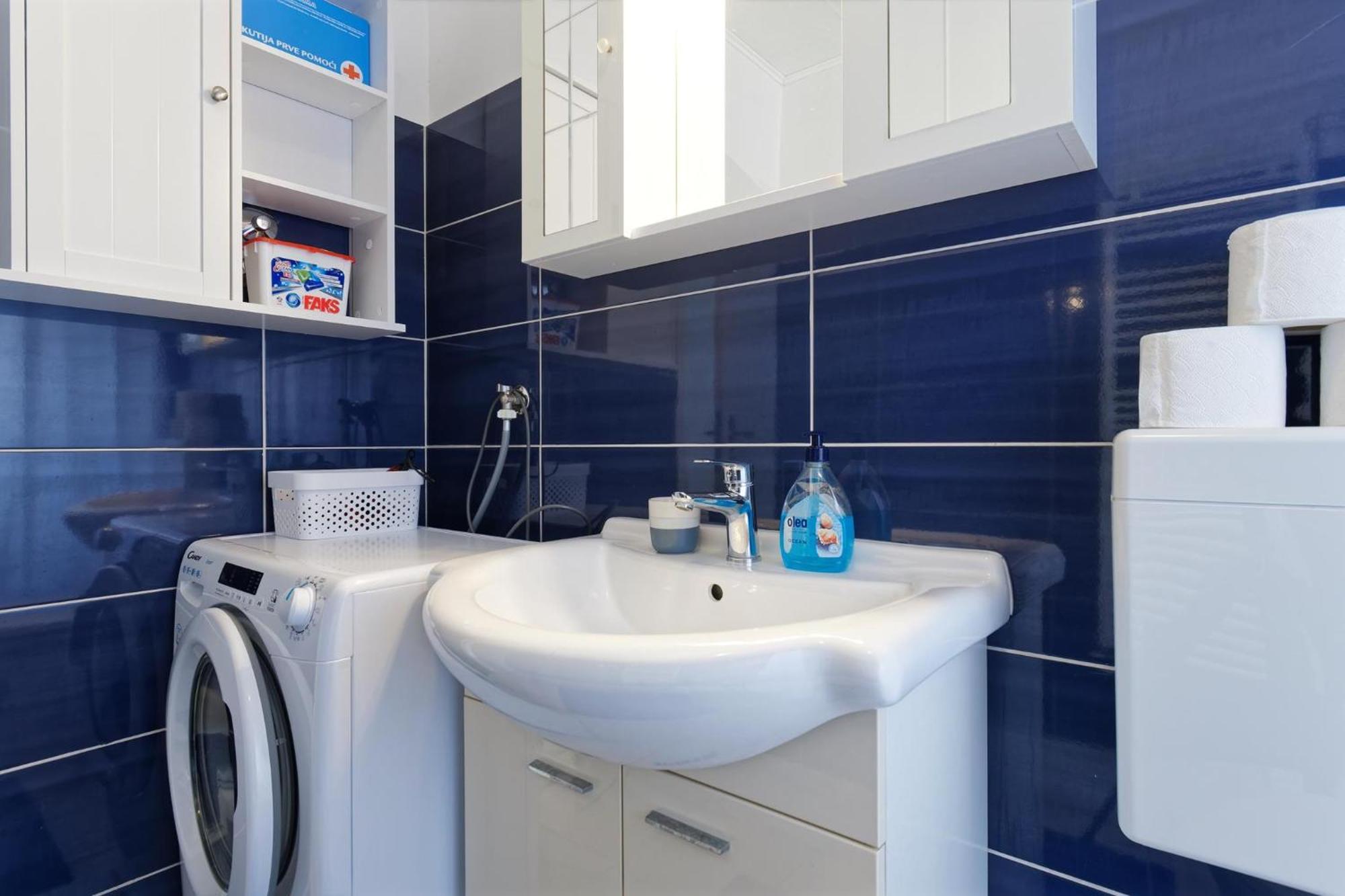 Apartments Grassi By Rent Istria อูมัค ภายนอก รูปภาพ