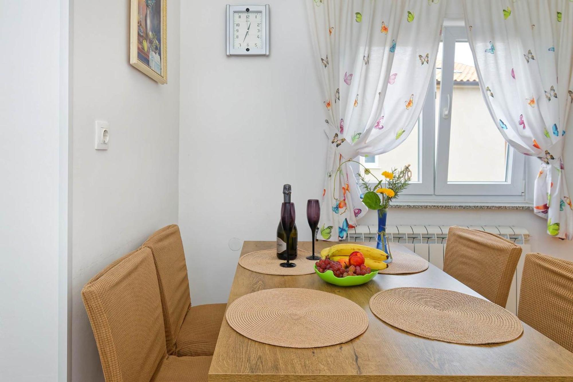 Apartments Grassi By Rent Istria อูมัค ภายนอก รูปภาพ