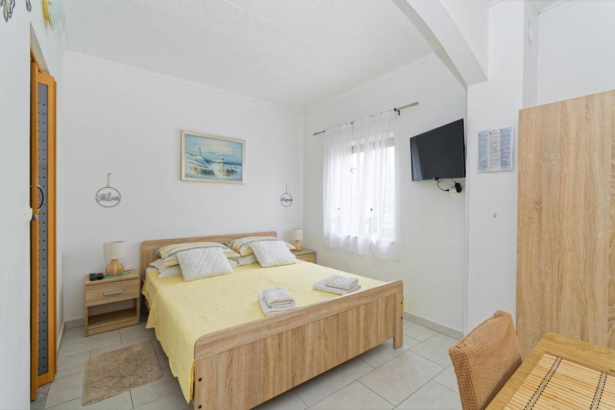 Apartments Grassi By Rent Istria อูมัค ภายนอก รูปภาพ