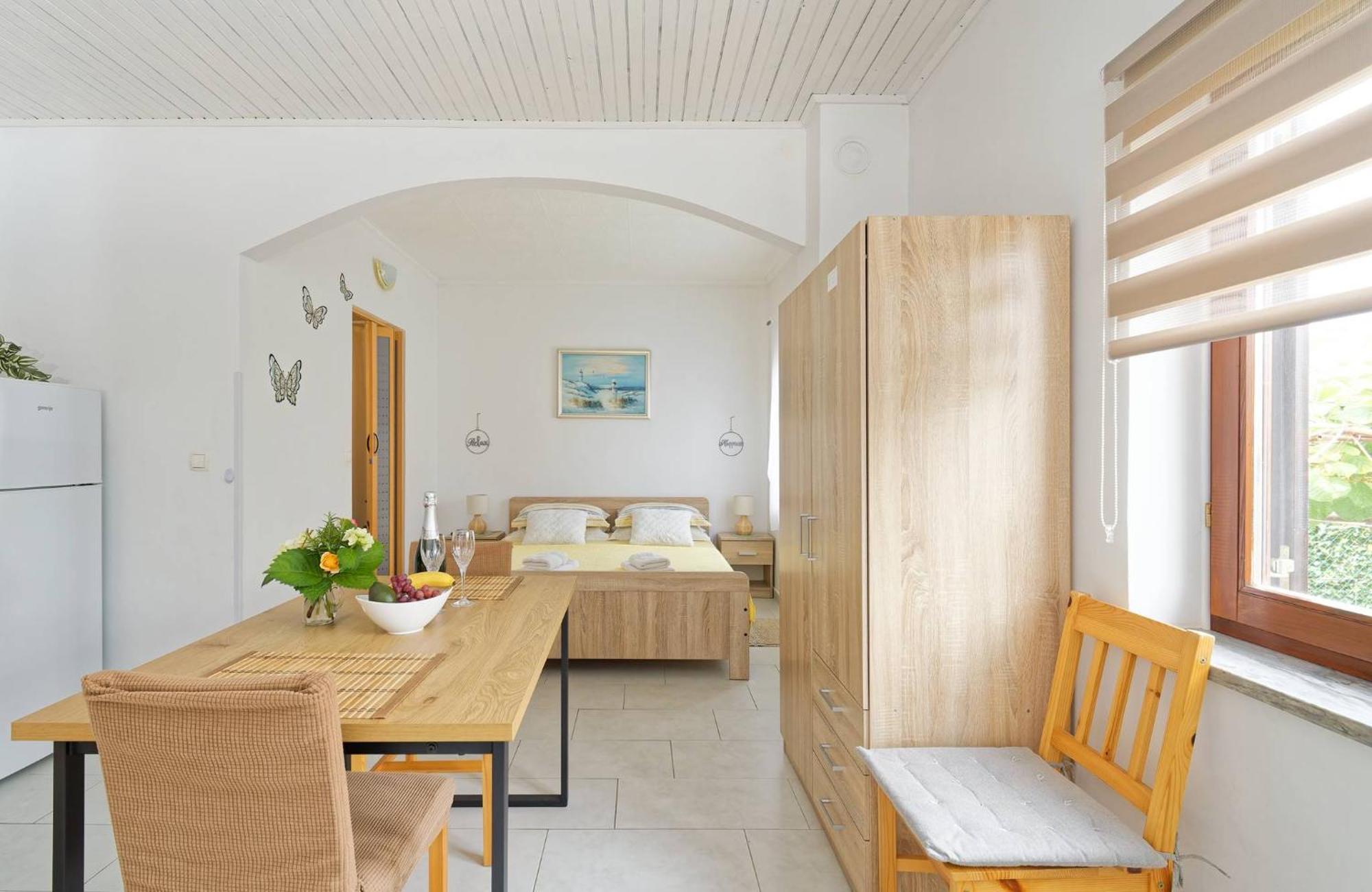 Apartments Grassi By Rent Istria อูมัค ภายนอก รูปภาพ
