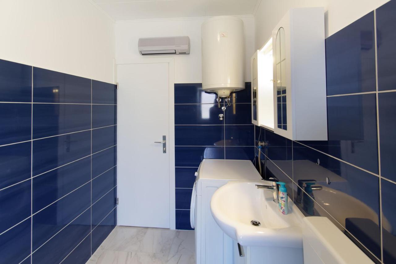Apartments Grassi By Rent Istria อูมัค ภายนอก รูปภาพ